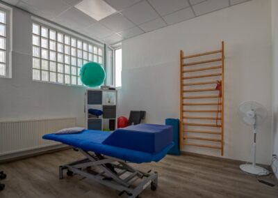 Homepage 8 Raum mit Sprossenwand – Ulm